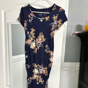 Isabel maternity dress